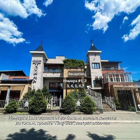 Turan Semey Grand Hotel Bagian luar foto