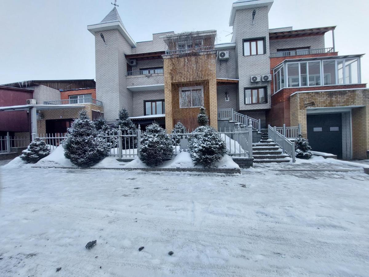 Turan Semey Grand Hotel Bagian luar foto